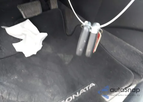 2014 Hyundai Sonata Hybrid Limited from USA, damaged, VIN KMHEC4A46EA105046